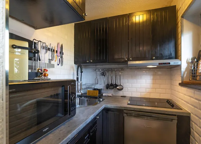 Apartment Avec Balcon *