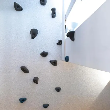 Avec Balcon Apartman